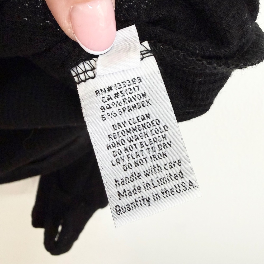 Lauren Moshi McKinley All Over Lips Top Black Long Sleeve Size Small - Picture 7 of 8